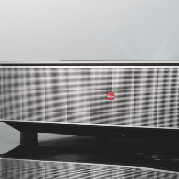 Leica entra no entretenimento doméstico com projetores de TV a laser Cine 1